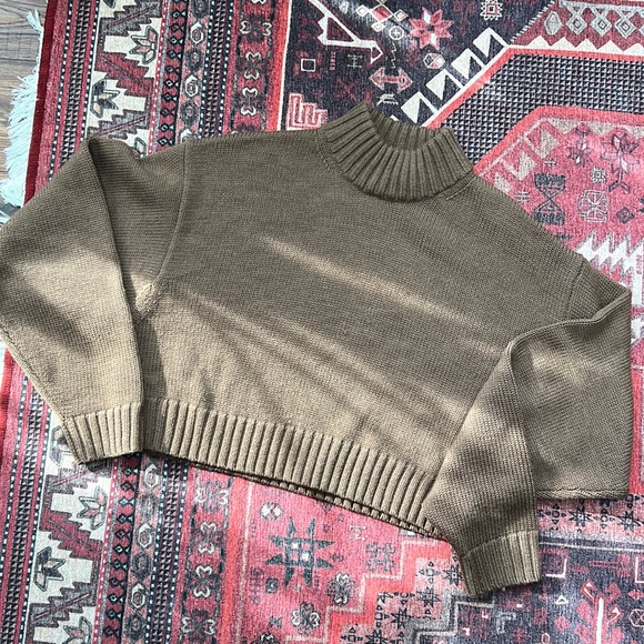 Wilfred Sweaters - Wilfred Free Cropped Sweater